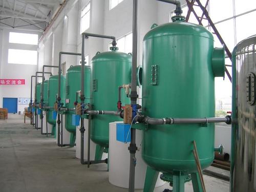 西安杰瑞环保分享顺流式软化水设备内部结构及工艺流程